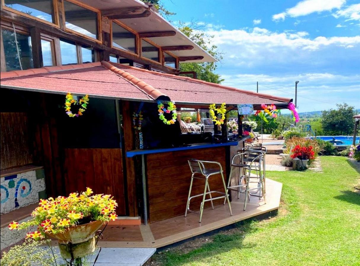 Bed and Breakfast Brojo Hill Longare Exterior foto