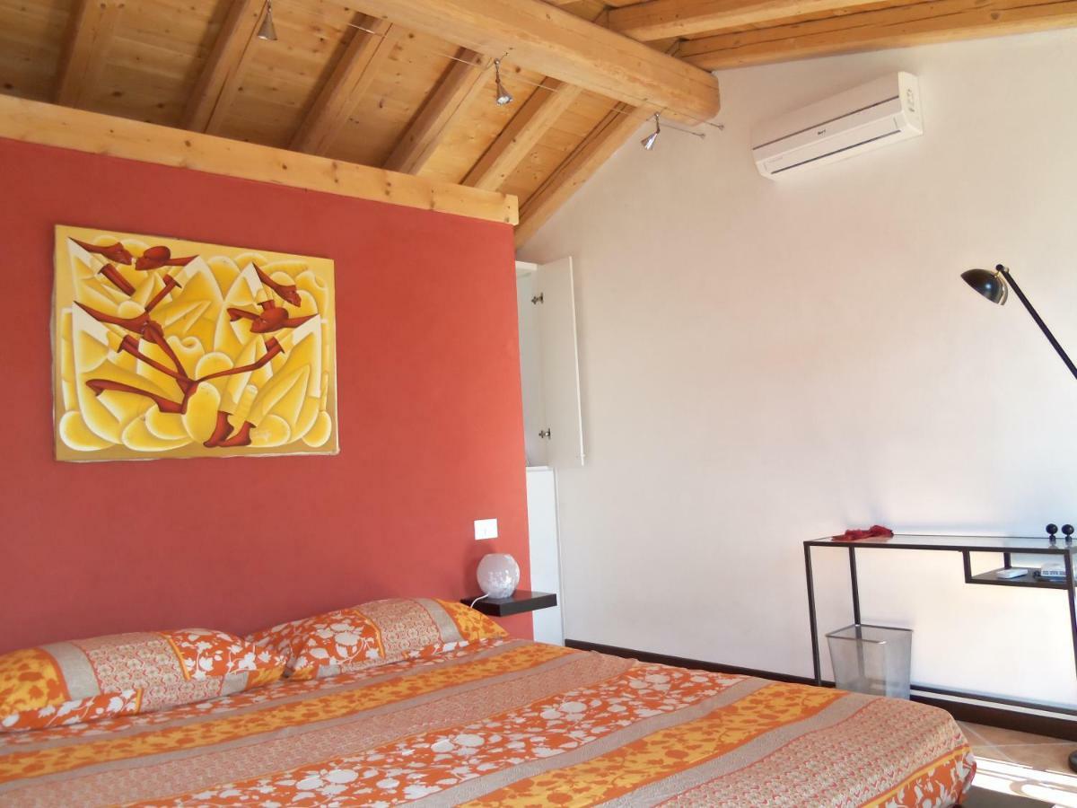 Bed and Breakfast Brojo Hill Longare Exterior foto
